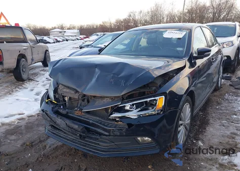 2015 Volkswagen Jetta 1.8T Se from USA, damaged, VIN 3VWD07AJXFM356363